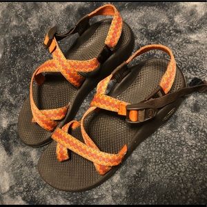Womens 10 Chacos Sandals